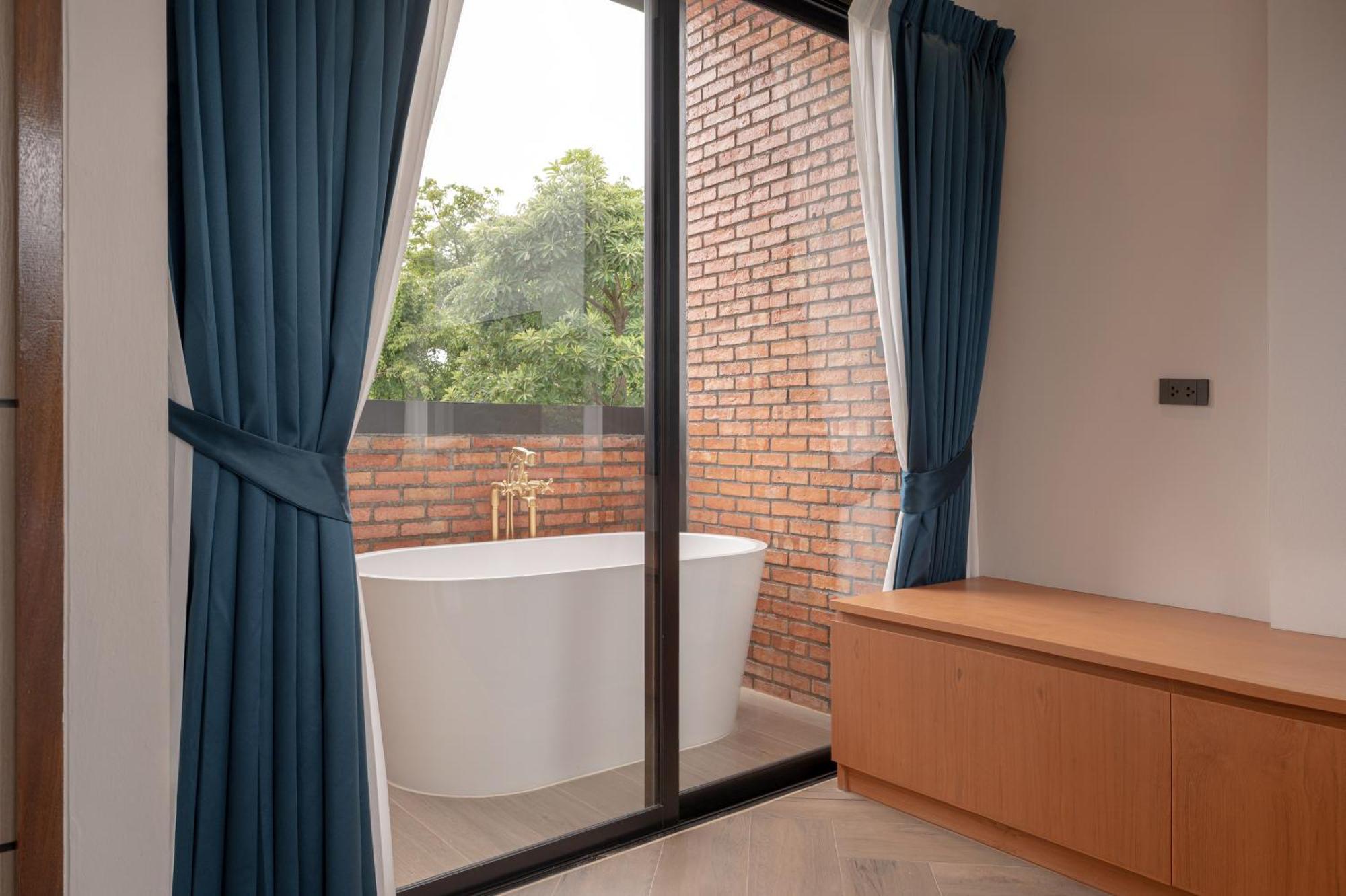 The Willoughby Maerim Hotel Chiang Mai Extérieur photo